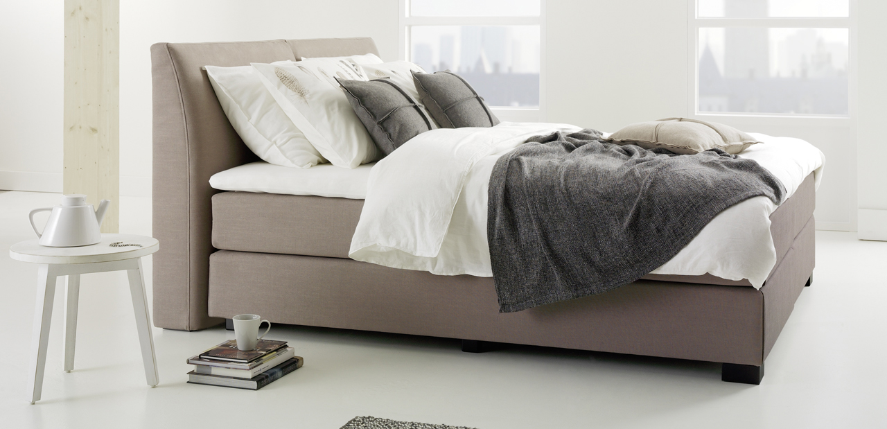 Eastborn Boxsprinbett Suite)